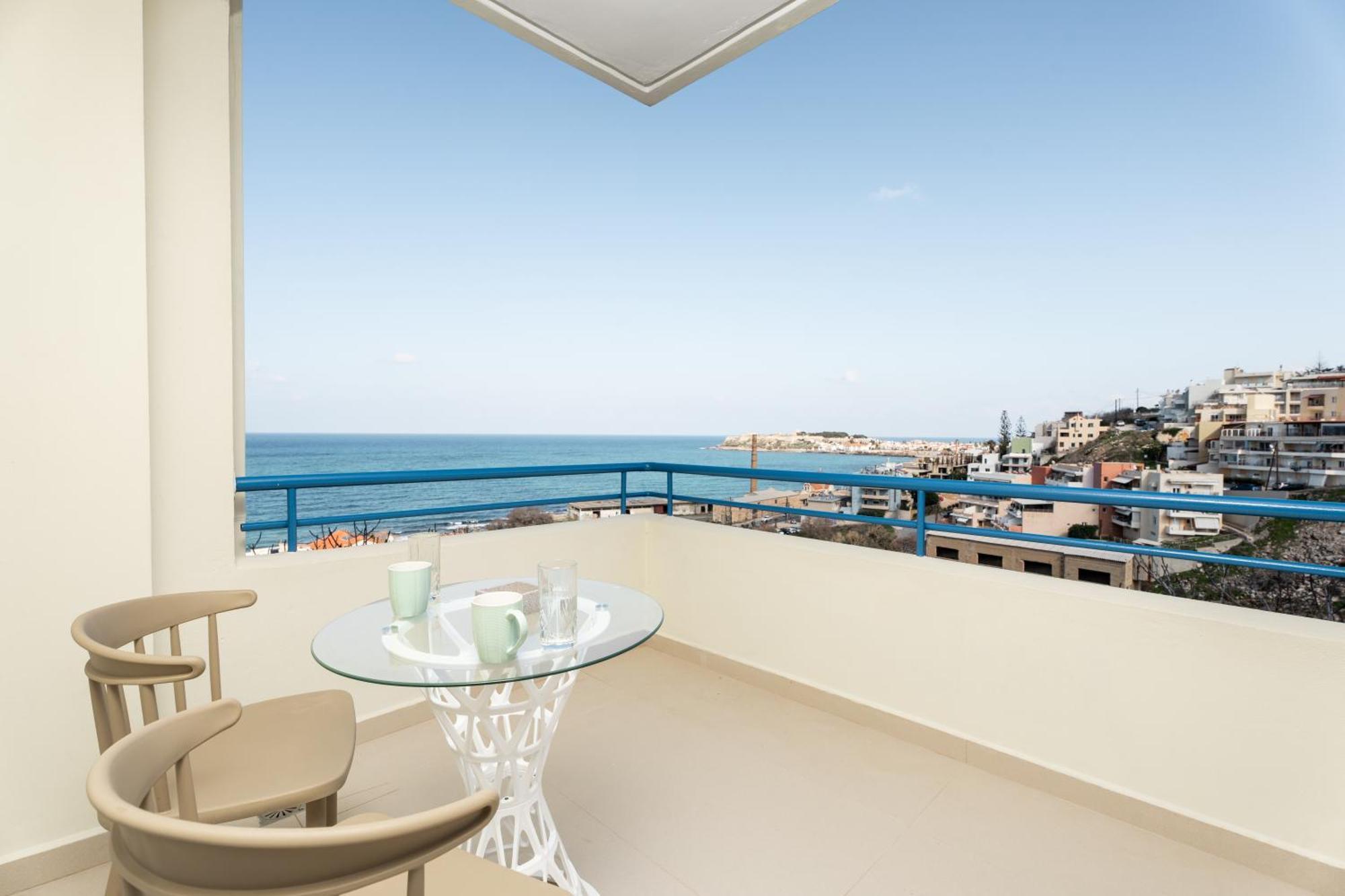 Secret View Apartment, With Private Jacuzzi Rethymno  Ngoại thất bức ảnh