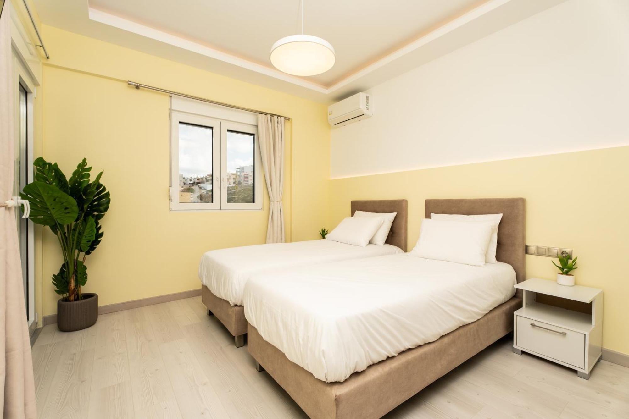 Secret View Apartment, With Private Jacuzzi Rethymno  Ngoại thất bức ảnh