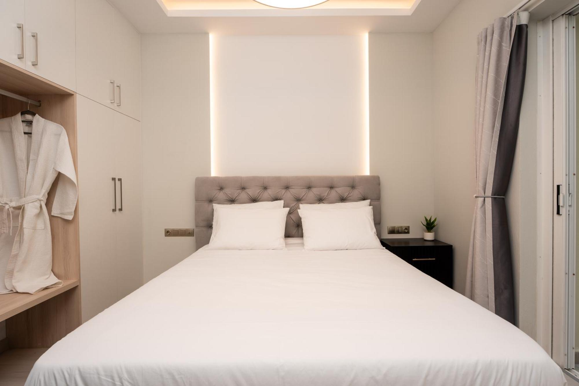 Secret View Apartment, With Private Jacuzzi Rethymno  Ngoại thất bức ảnh